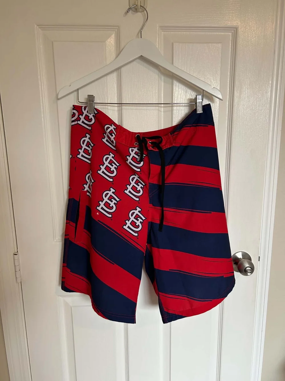 St. Louis Cardinals MLB Board Shorts Swim Trunks Men's Size 34 Red Navy